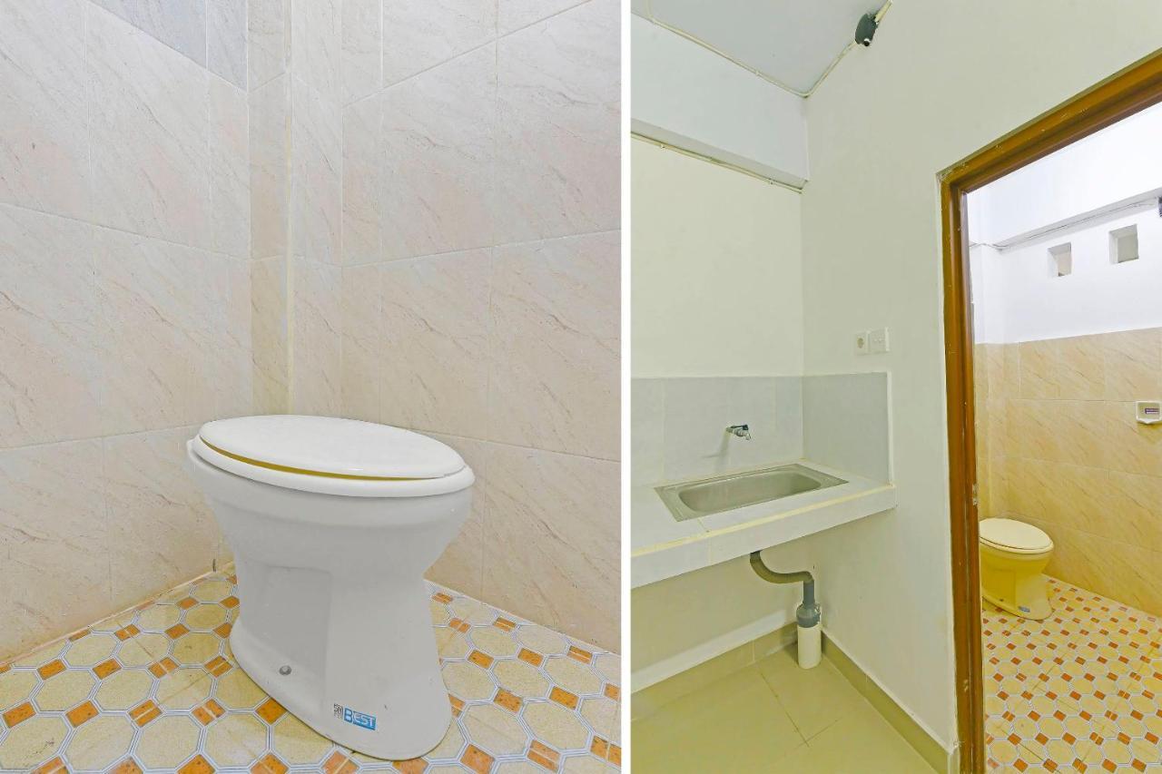 Oyo 90967 Soka Asri Guest House Darmasaba Bagian luar foto