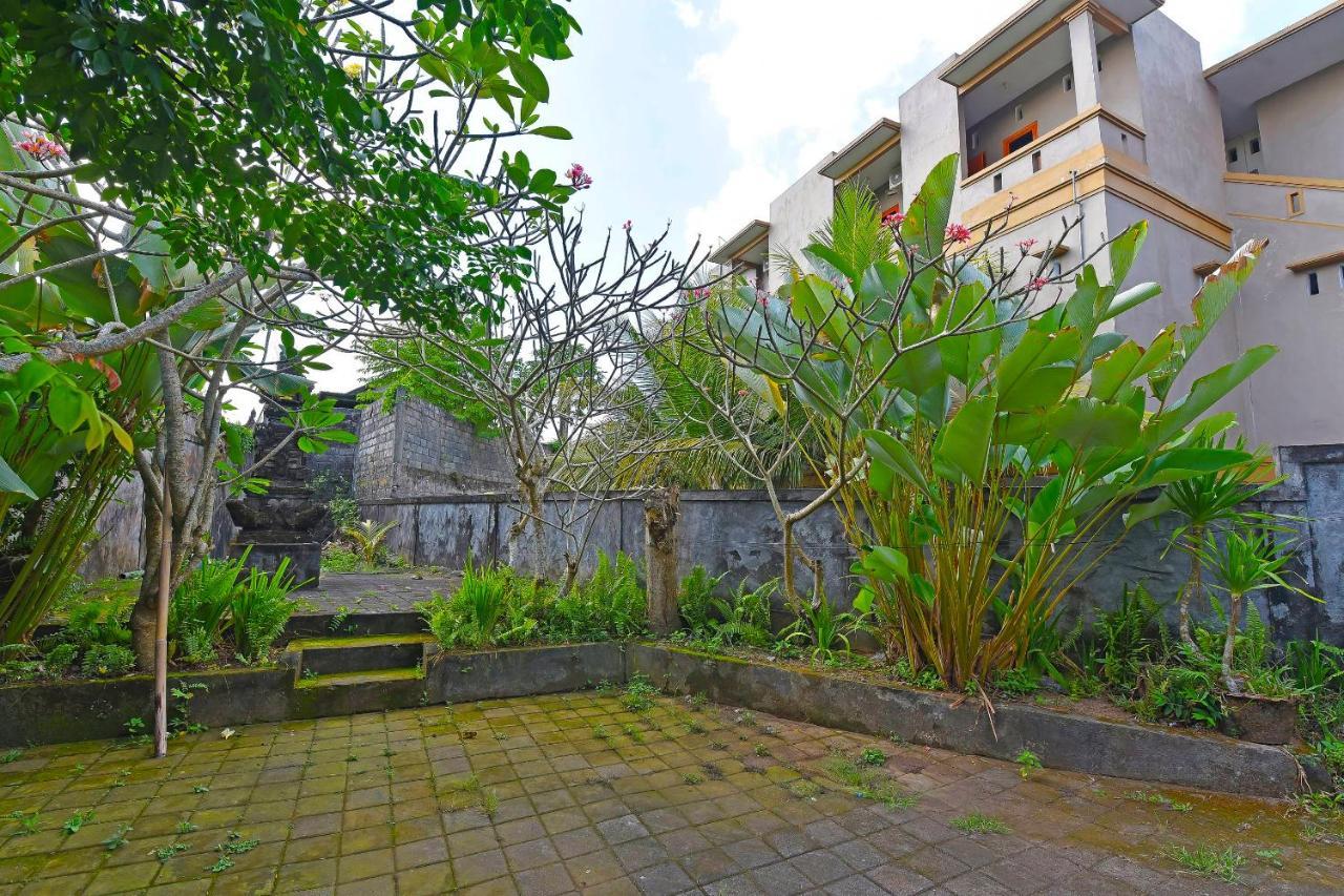 Oyo 90967 Soka Asri Guest House Darmasaba Bagian luar foto